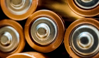我国三元锂电池行业上游材料涨价  中游产量被反超  行业还有发展机会吗？