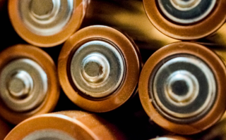 国内动力电池企业装车量增长迅速 3月同比上升138.0%