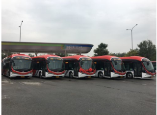 首批电动公交车正式投运 珠海银隆获大单