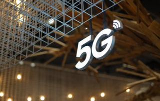 加速智能化步伐 2022年将着重抓好扩大“5G+工业互联网”应用