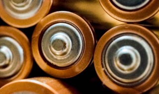 2021年中国锂电池负极材料行业相关政策汇总