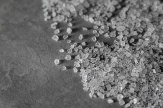 钾盐行业：全球加拿大储量及产量最高 占比均超30%