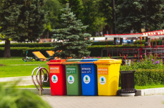 我国及部分省市生活垃圾处理行业相关政策 因地制宜建设生活垃圾分类处理系统
