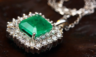 我国钻翠珠宝饰品行业分析：为世界第一大消费市场 钻石、翡翠、宝石占比较大
