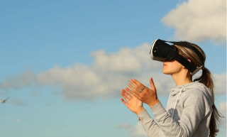 我国虚拟现实（VR）行业应用加速普及 市场供需规模不断增长