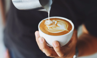 现磨咖啡行业现状、竞争、前景及趋势分析 “快咖啡”场景消费占比将逐渐提升