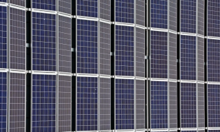 我國蒸鍍材料行業產業鏈：市場規模同增104.1% 太陽能電池領域需求旺盛