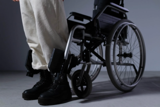 我国电动轮椅行业：老龄化加剧带来巨大需求 市场规模不断扩大