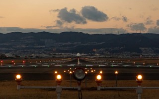 2023年10月我国民航业运输情况统计:总周转量同比增长158.6% 正班客座率为80.4%